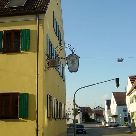 Zur Sonne 3*